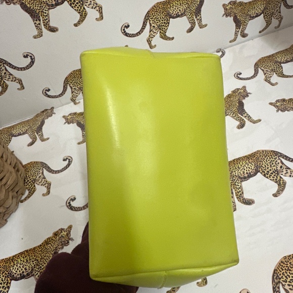 Lime Green Childrens Furla leather handbag - Picture 8 of 11